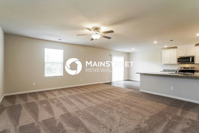 Building Photo - 3 Bedroom Pet-Friendly Home in Zebulon, NC...