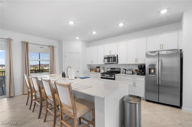 Building Photo - 15158 Bluffton Ln