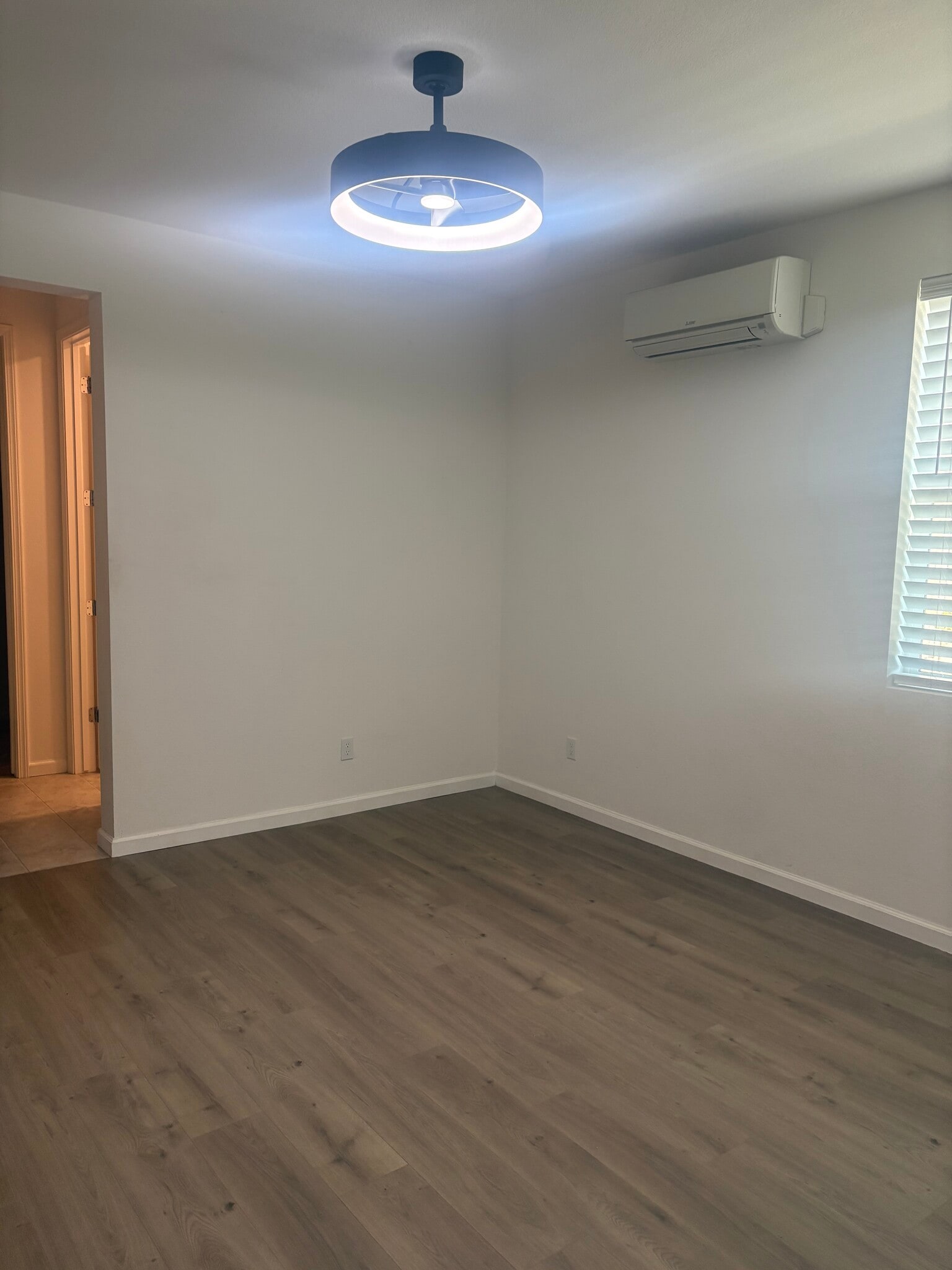 Building Photo - 5776 Sterling St