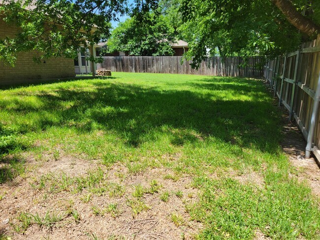Building Photo - Newly Remodeled 4 BR 2 Bath Next to Harker Heights Community Park!