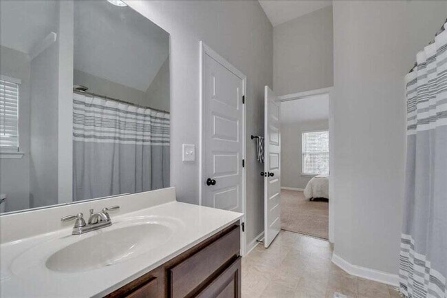 Building Photo - 830 Rollo Domino Cir