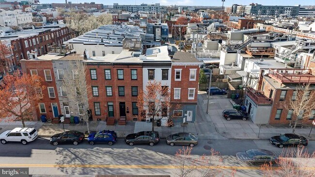 Building Photo - 7 E Fort Ave