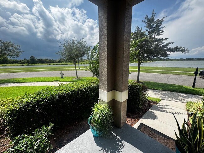 Building Photo - 4800 Riverwalk Dr