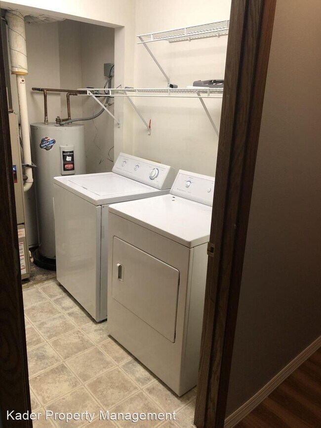 Building Photo - 2 br, 2 bath House - 2217 Luann Ln. #3