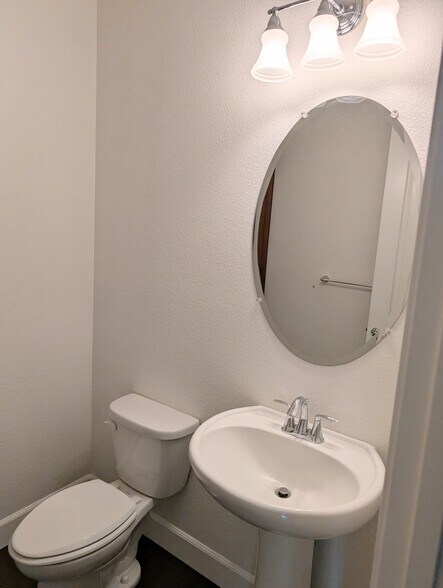 Powder Room - 16650 San Gabriel Ct