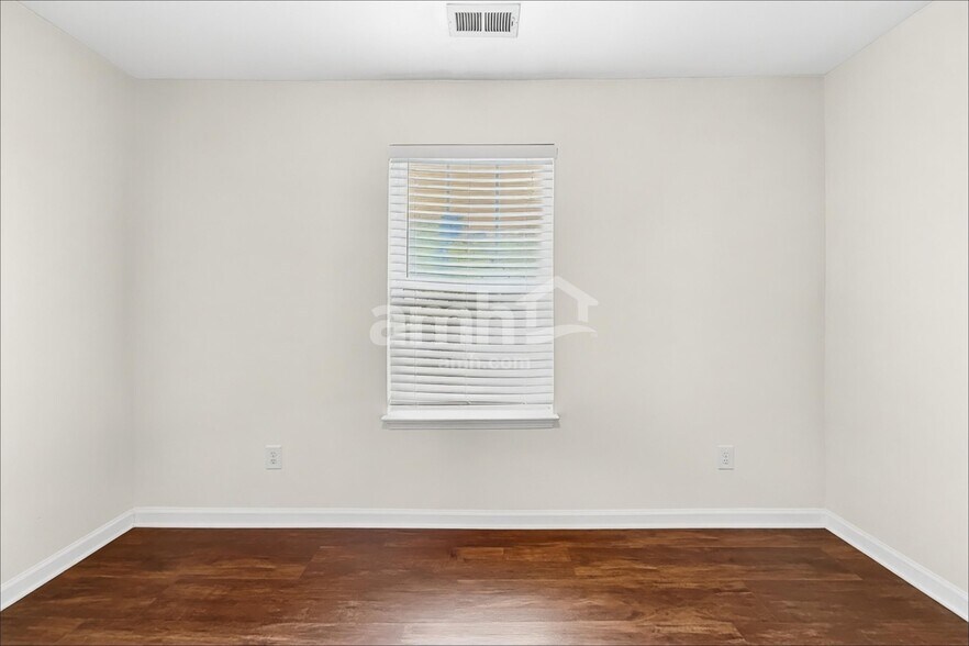 Building Photo - 3660 Watkins Ridge Ct