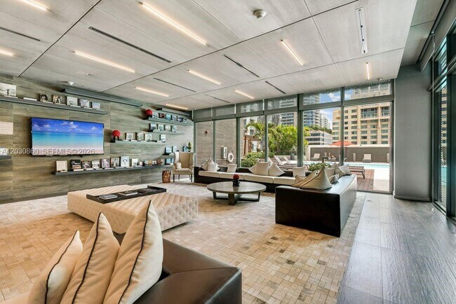 Building Photo - 1080 Brickell Ave