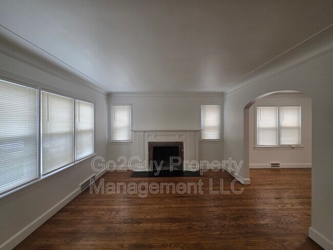 Building Photo - 5728 Bedford St