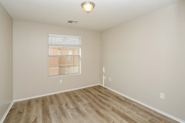 Building Photo - 8149 Finch Feather St