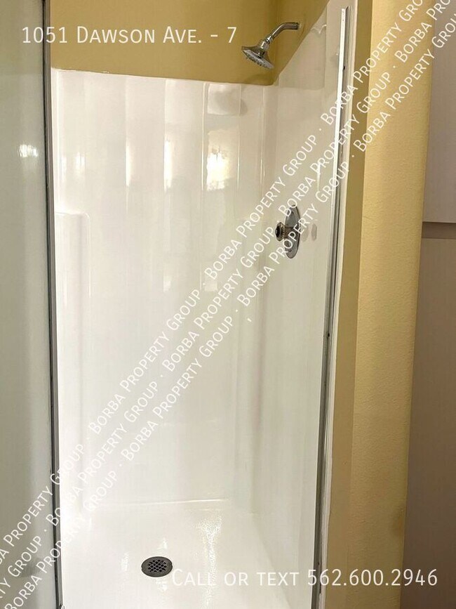 Building Photo - 1051 Dawson Ave