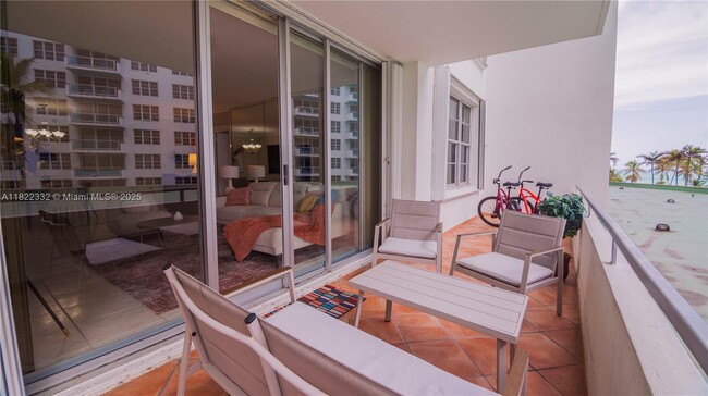 Building Photo - 5151 Collins Ave