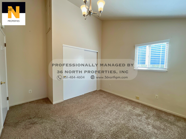 Building Photo - Charming 2-Bedroom Home in Monterey with S...