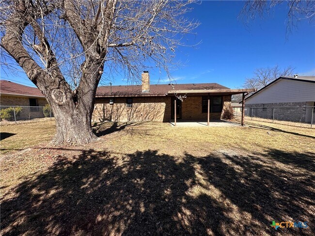 Building Photo - 1514 Arkansas Ave