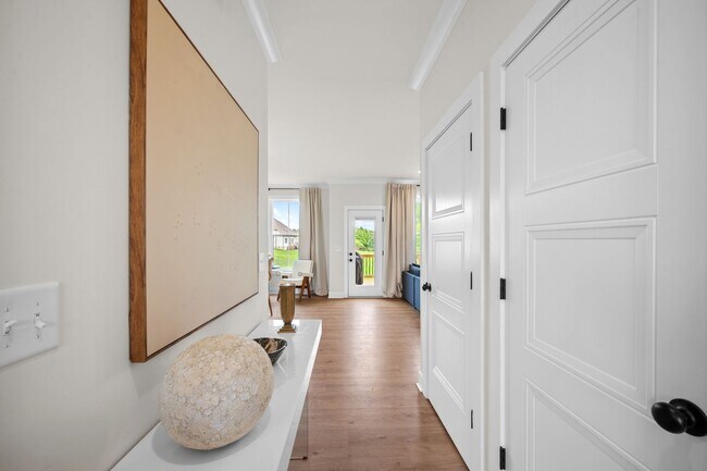 Building Photo - Modern 3 Bed on Nearly an Acre
