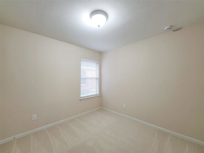 Building Photo - Haley Court, Pearland, TX 77584 - 3 BR 2.5 BA single-family home