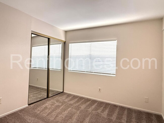 Building Photo - 13322 Thunderhead St