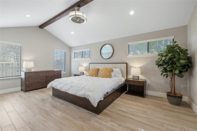 Building Photo - 1505 Westbury Trail