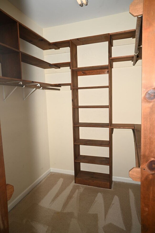 Building Photo - W. Burlington