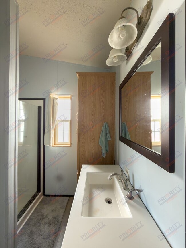 Building Photo - 1302 Orchid Ln