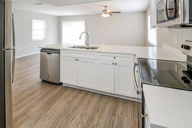 Building Photo - 13239 Asbury St