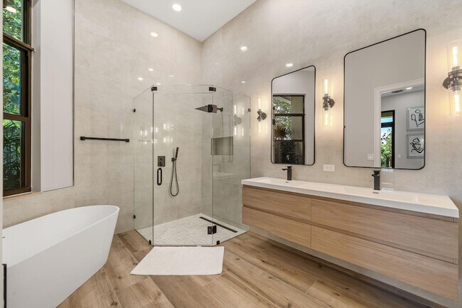 Building Photo - 2658 Players Ct