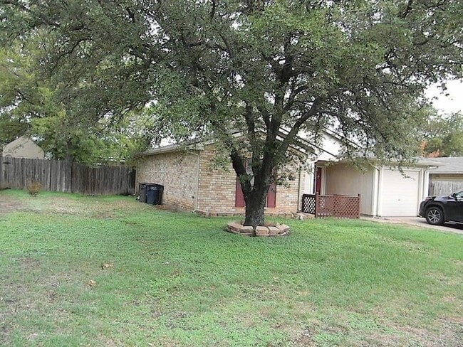 Building Photo - 4221 Heath St