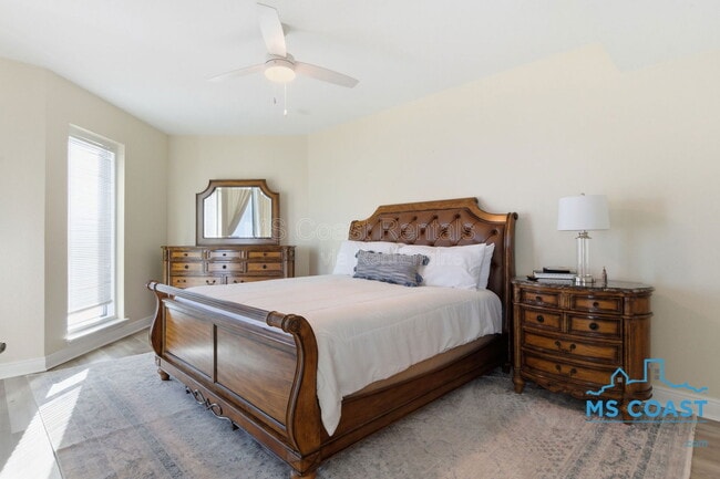 Building Photo - 2668 Beach Blvd