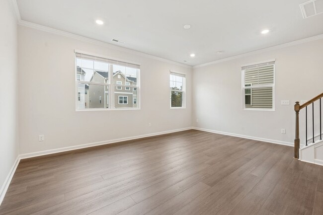 Building Photo - Available Now! New Construction - 3 Bedroo...