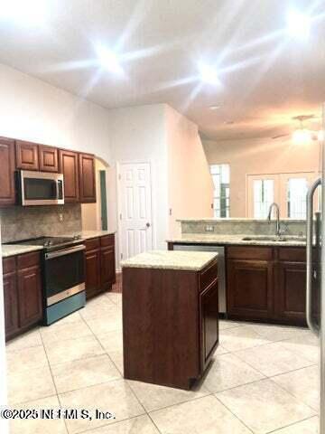 Building Photo - 1200 Stonehedge Trail Ln