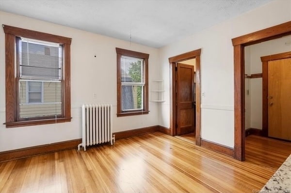 Building Photo - 19 Kingston St