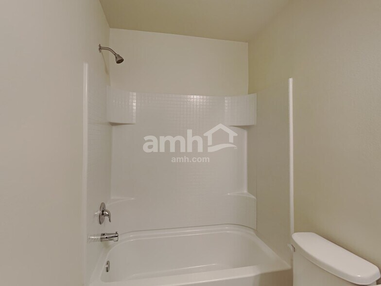 Building Photo - 22422 Bauer Canyon Dr