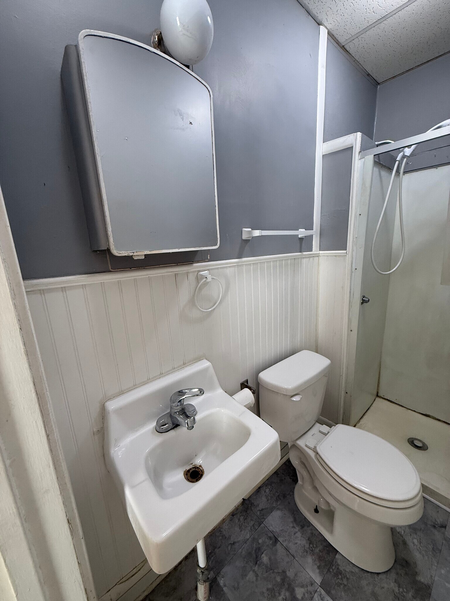 Building Photo - 417 E Orange St