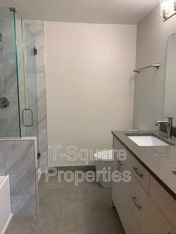 Building Photo - 14616 57th Dr SE