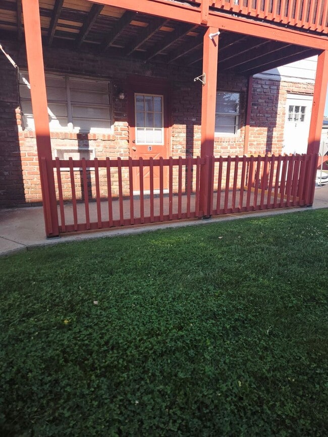 Building Photo - AMH - Carriage House