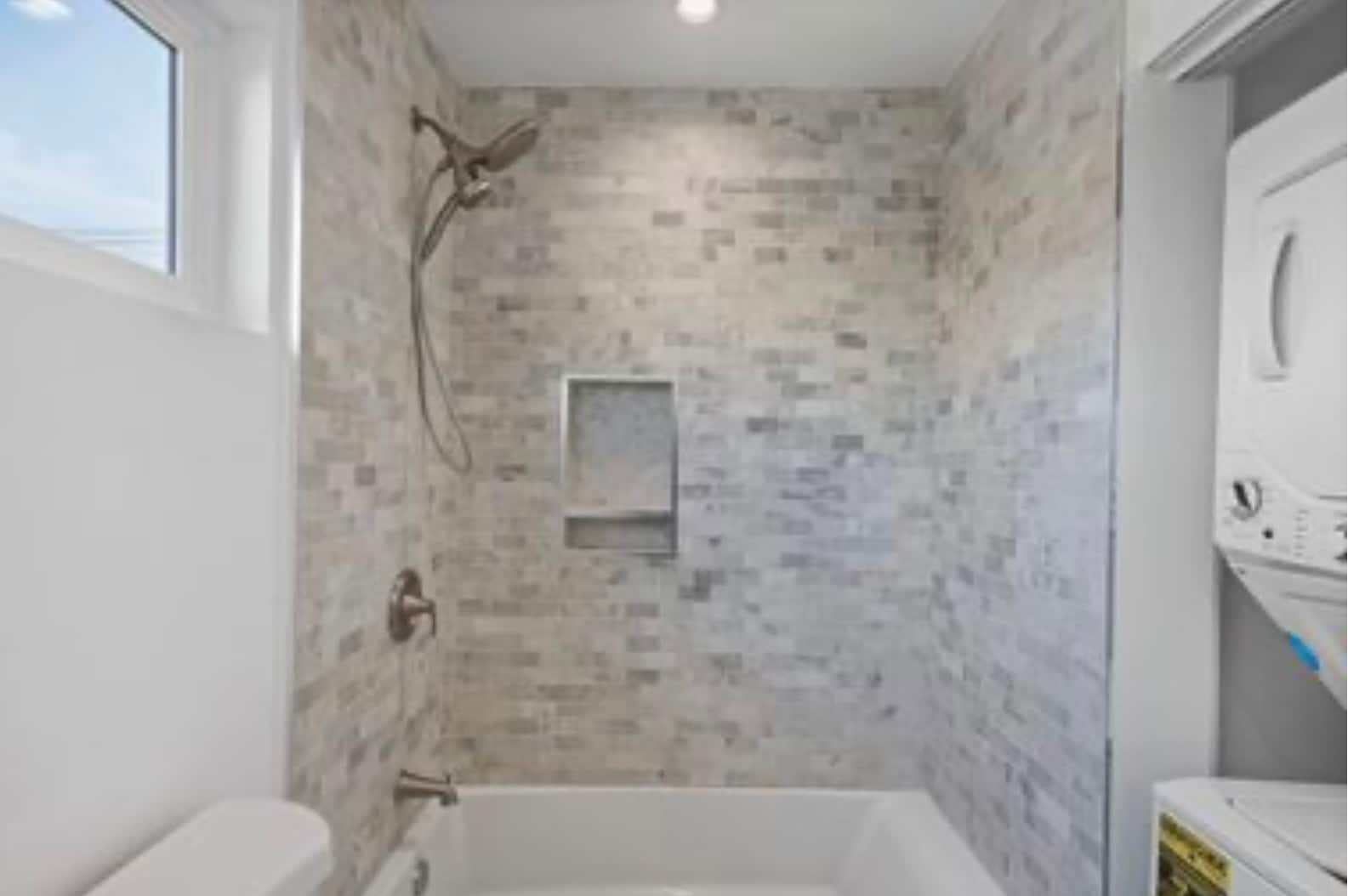 Building Photo - 2915 Hauser Blvd