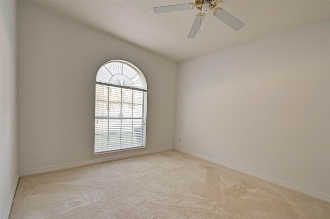 Building Photo - 14303 Reissen Ln
