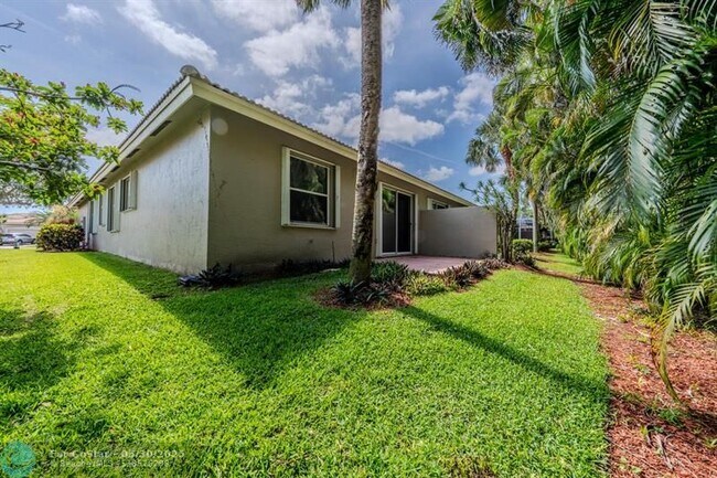 Building Photo - 5859 Grand Harbour Cir