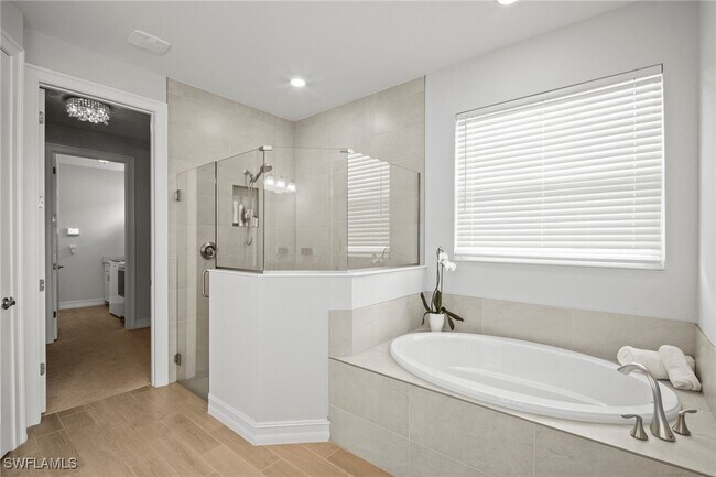 Building Photo - 28041 Captiva Shell Lp