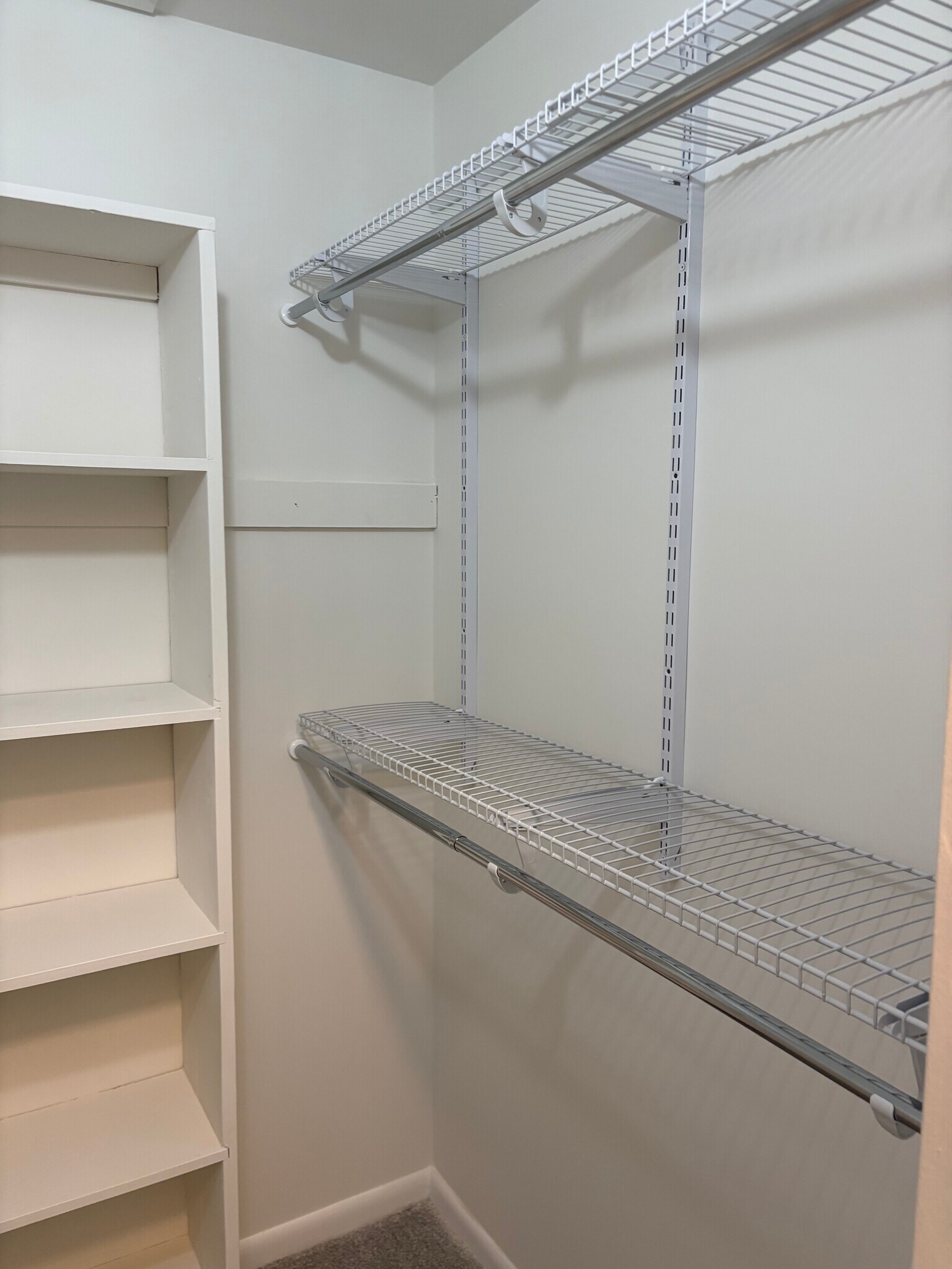 Main bedroom walk-in closet - 12913 Church Ct
