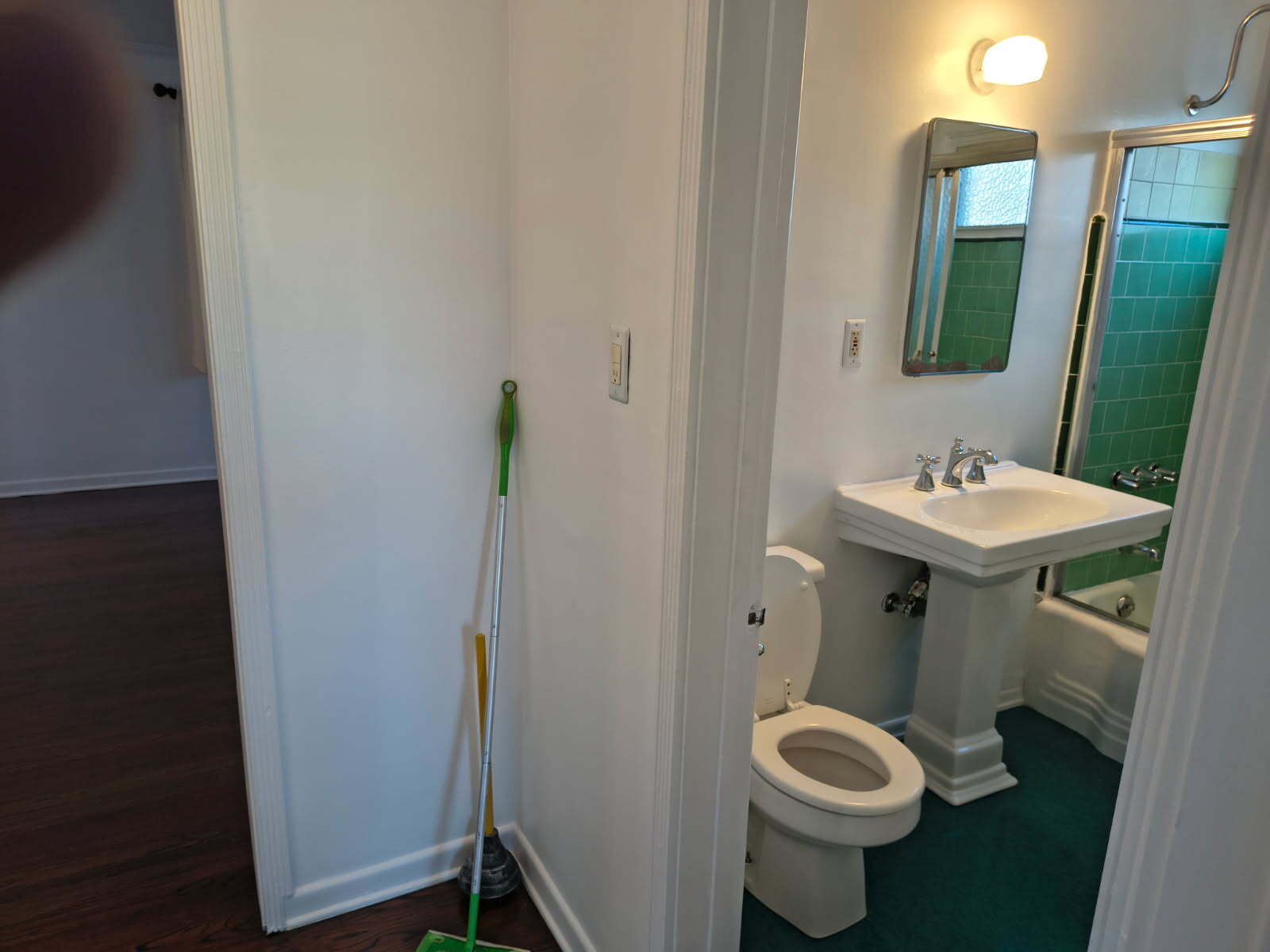 bathroom - 5216 1/2 Agnes Ave