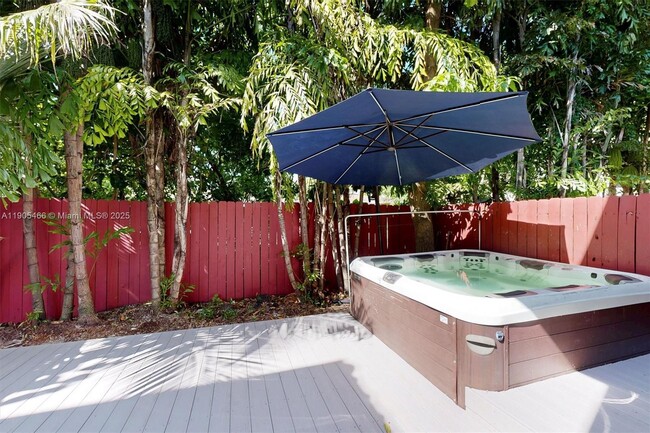 Building Photo - 3180 New York St