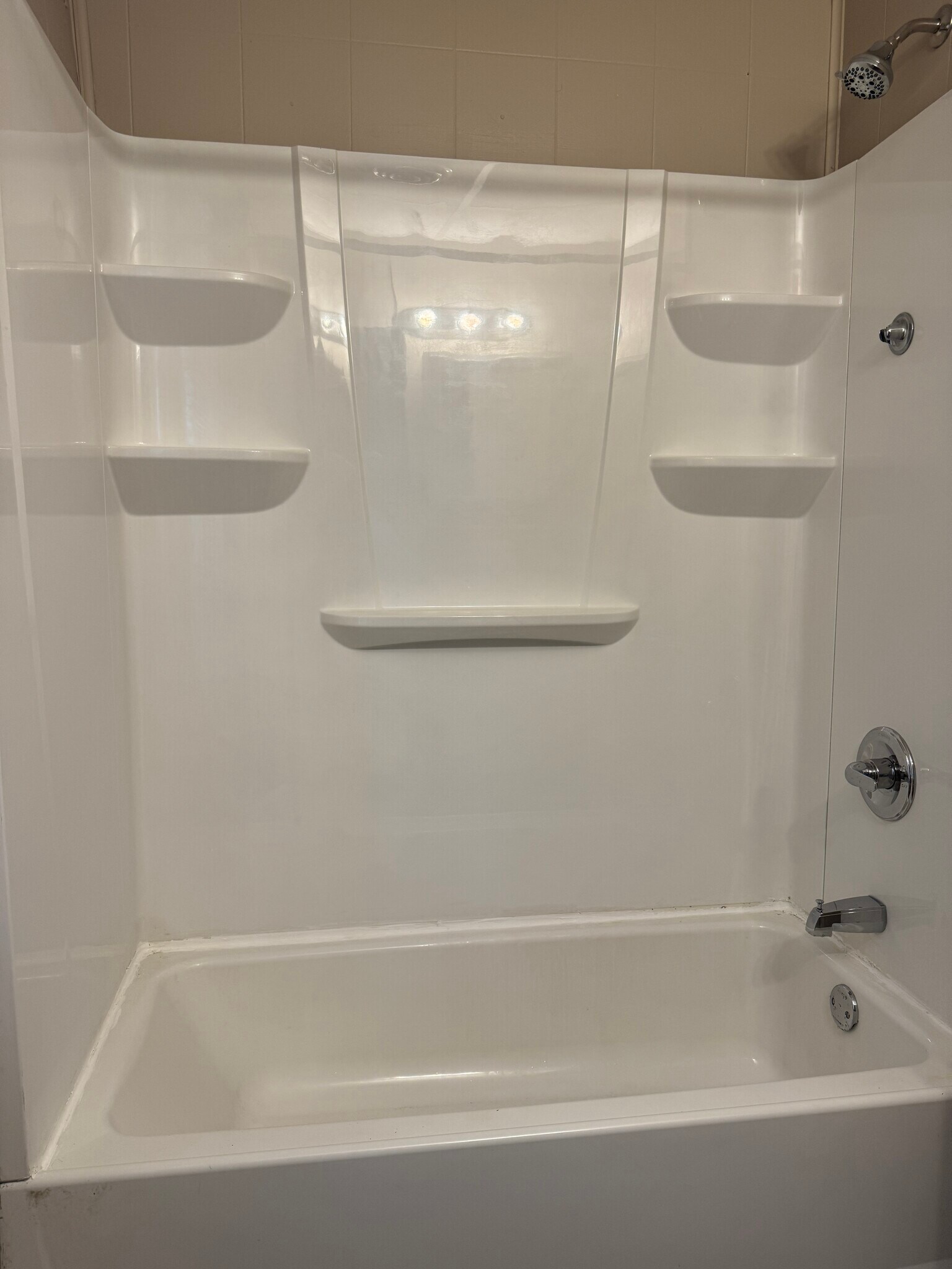 Shower over Tub - 1413 Jefferson Ave