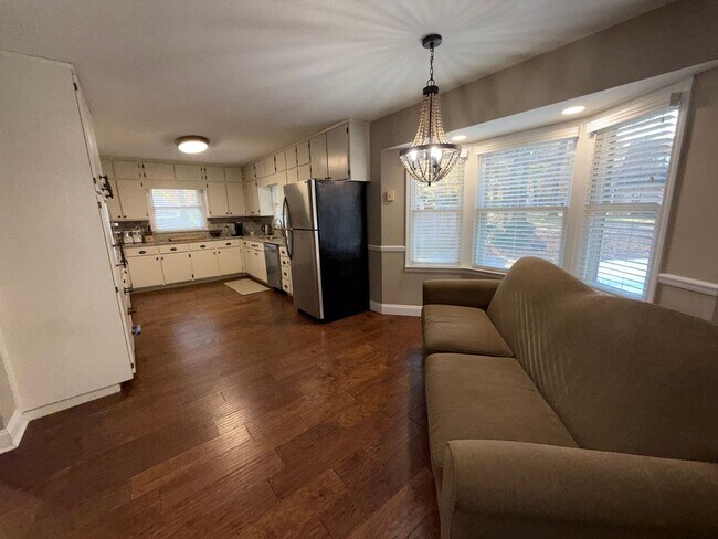 Building Photo - HOME FOR RENT IN ARAB, ALABAMA!