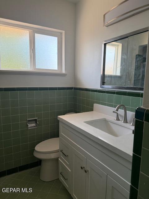 Building Photo - 4120 Larchmont Dr