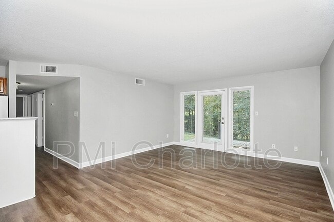 Building Photo - 4722 NC-73