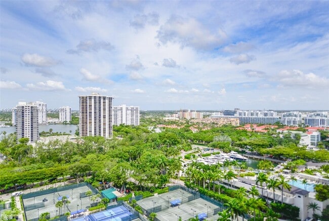 Building Photo - 6000 Island Blvd