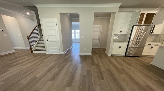 Building Photo - 5647 Cabernet Ln