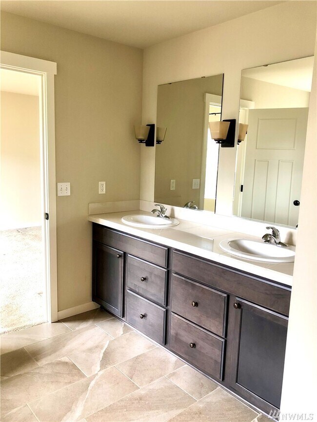 Building Photo - 20309 79th St Ct E