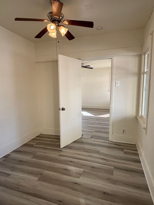 Building Photo - 1710-1712 Obispo Ave