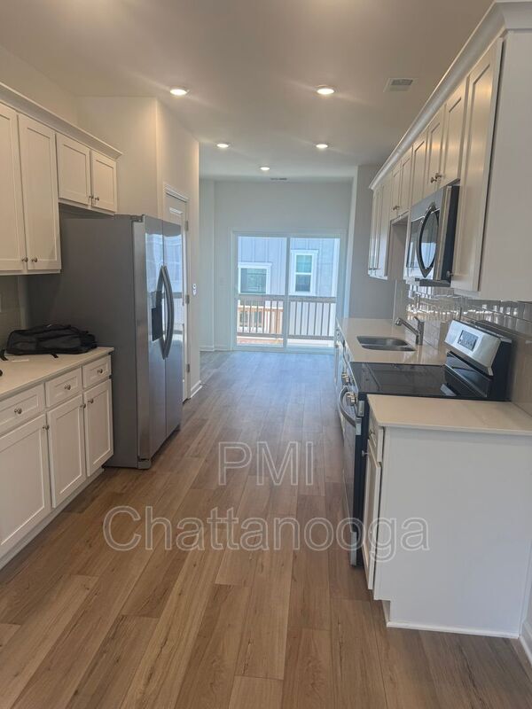 Building Photo - 4162 Tillie Cir